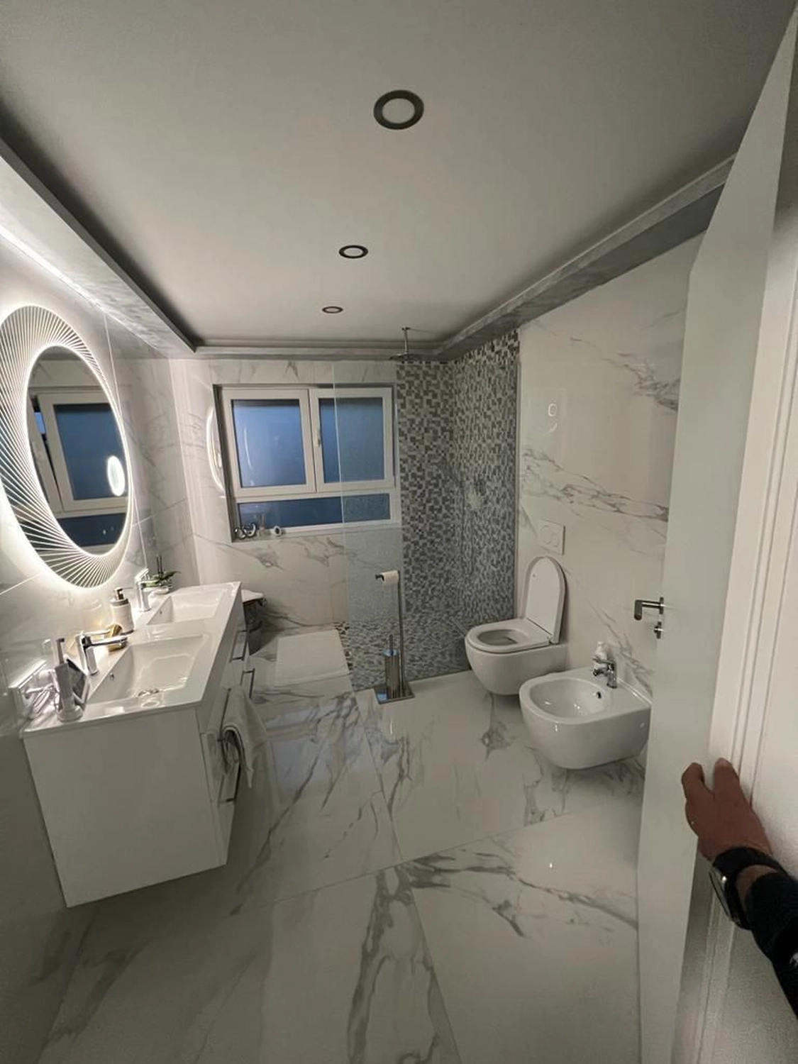 Firma Ianus Danut — Renovierung & Sanierung — Leimen — Fliesenarbeiten