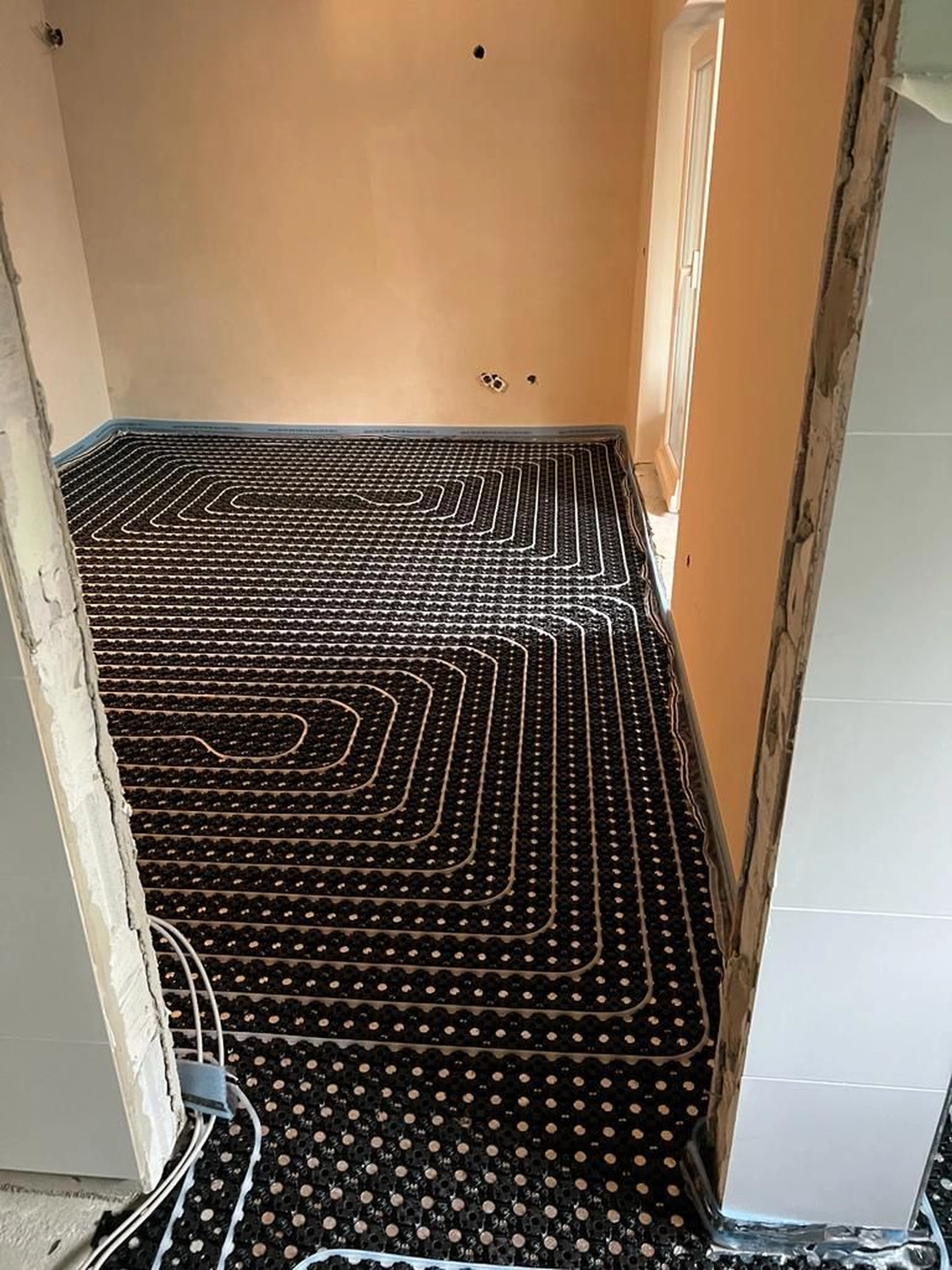 Firma Ianus Danut — Renovierung & Sanierung — Leimen — Parkett- & Bodenverlegung