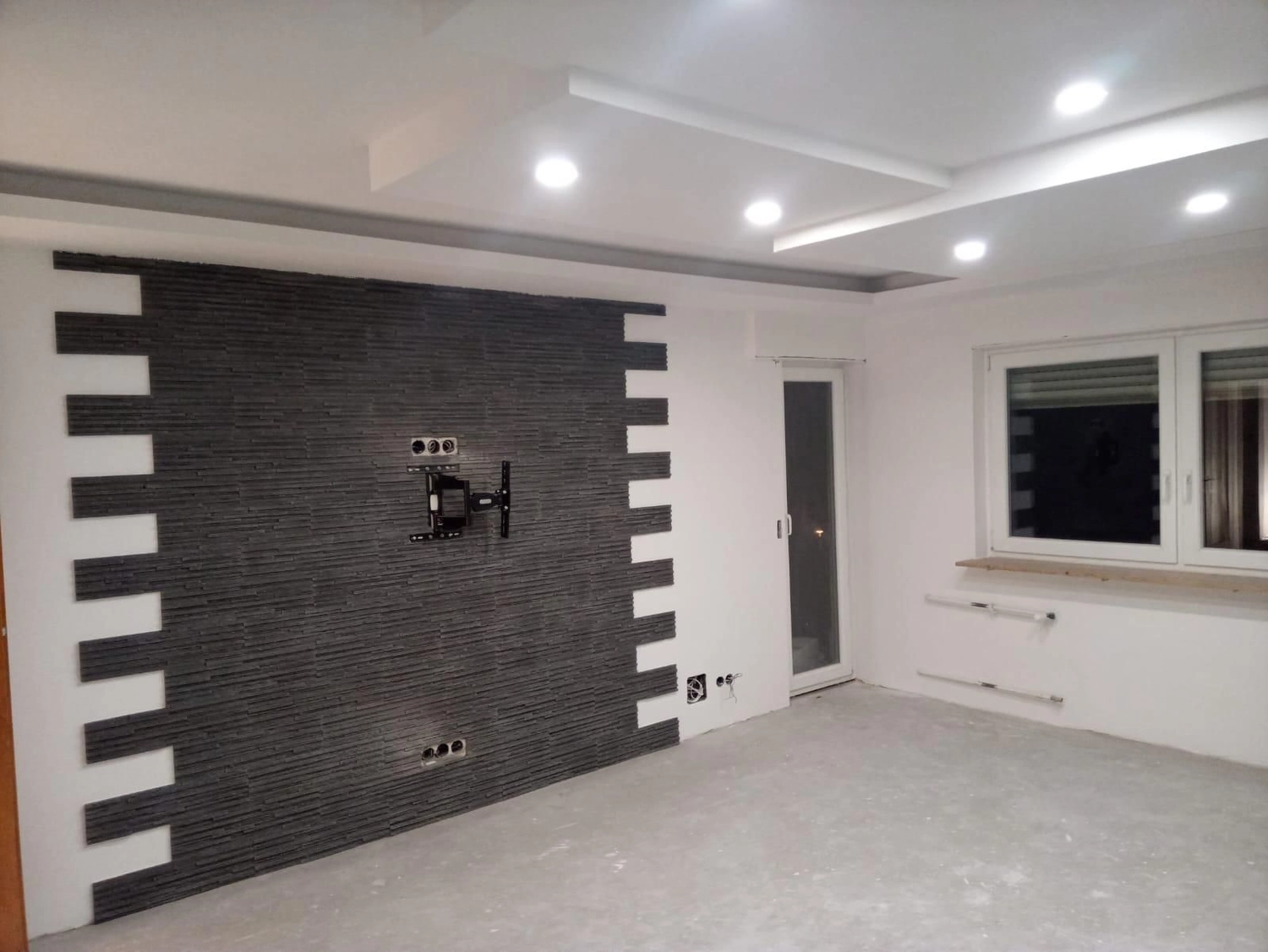 Firma Ianus Danut — Renovierung & Sanierung — Leimen — Büro tapezieren 